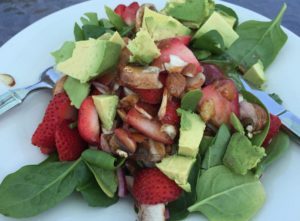 Strawberry Spinach Salad with Balsamic Vin